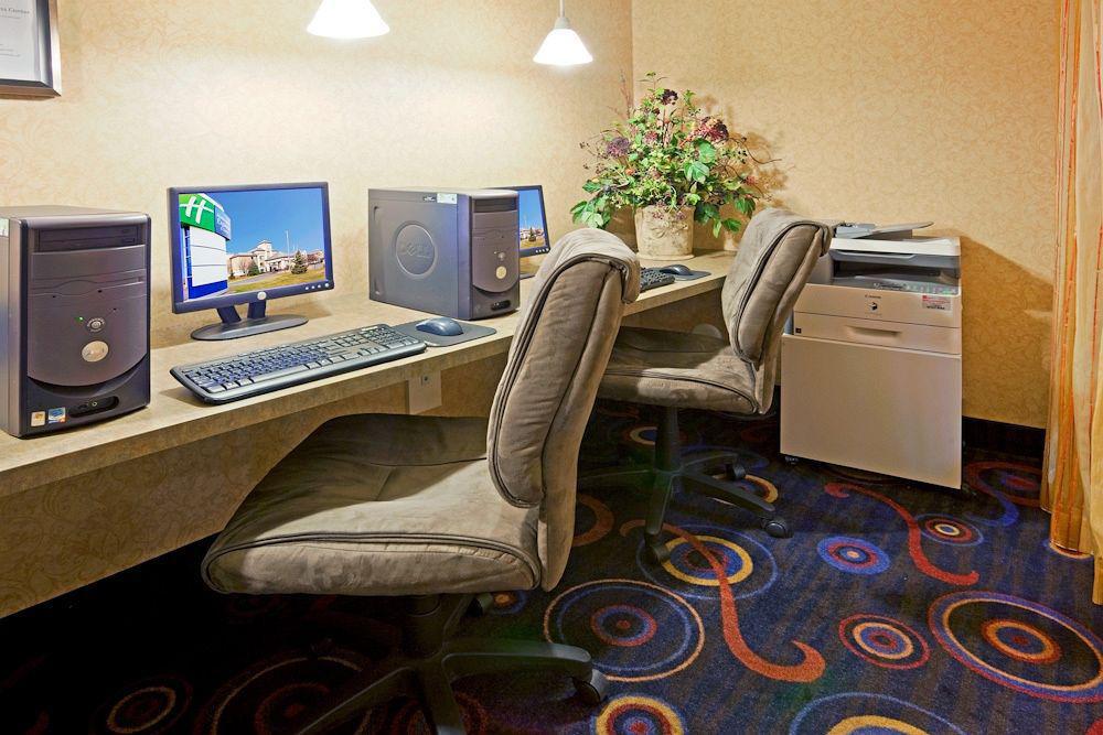 Express & Minneapolis - West End By Ihg 2*