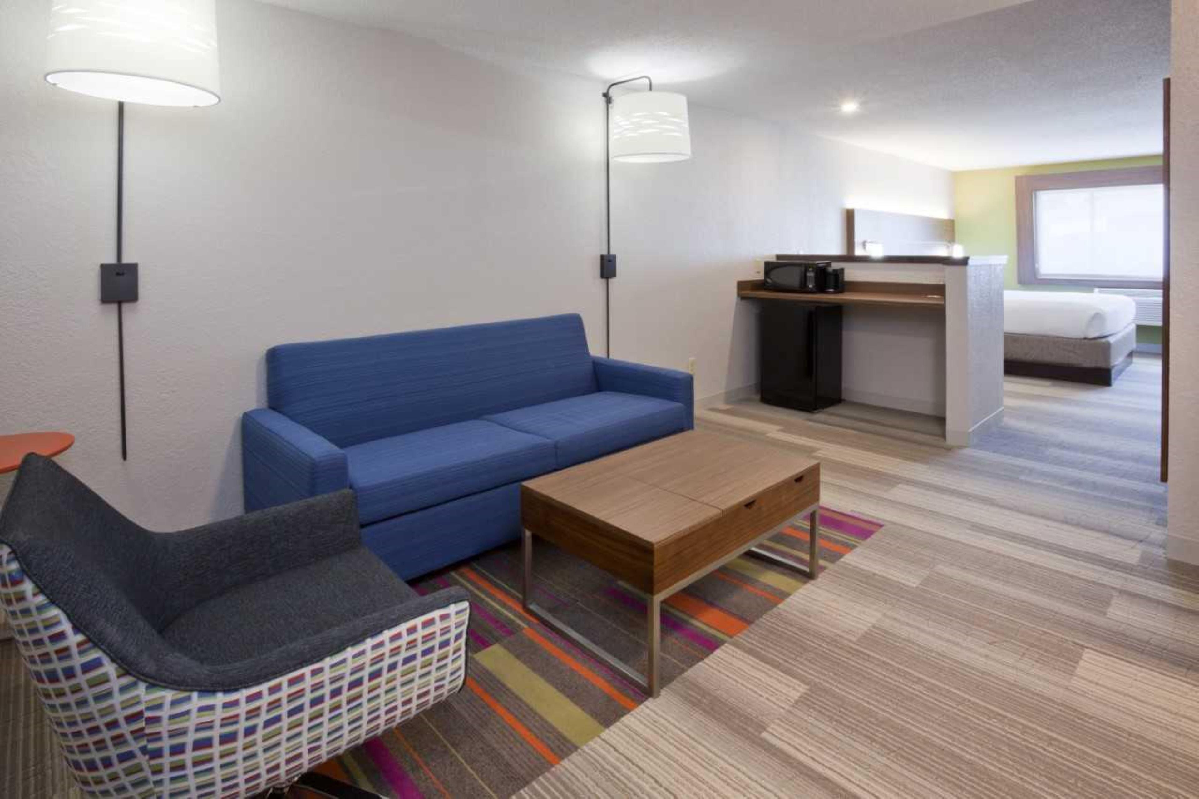 Hotel Express & Minneapolis - West End By Ihg 2*