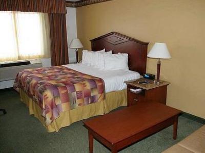 Express & Minneapolis - West End By Ihg Hotel 2*